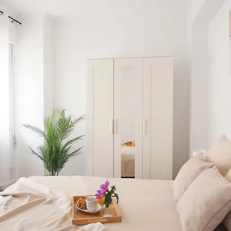 5 Bedroom In Downtown Ideal For Groups Apartman *