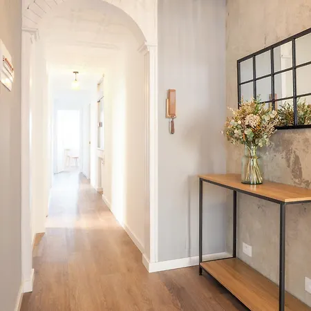 5 Bedroom In Downtown Ideal For Groups * Lugo