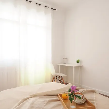 5 Bedroom In Downtown Ideal For Groups Apartman Lugo