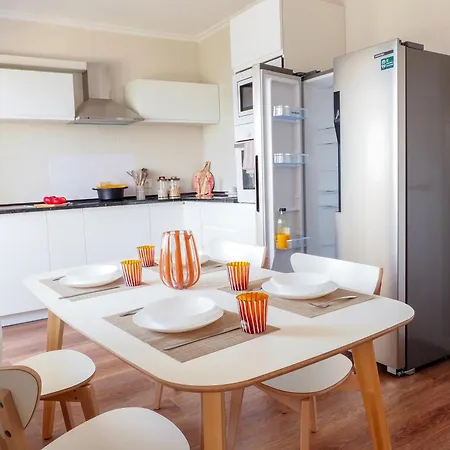 Apartman 5 Bedroom In Downtown Ideal For Groups Lugo