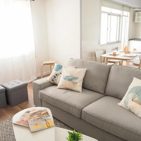 5 Bedroom In Downtown Ideal For Groups Lugo