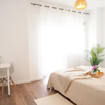 Apartman 5 Bedroom In Downtown Ideal For Groups Lugo